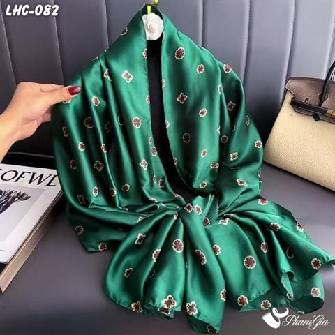 Khăn Choàng Lụa Hàng Châu Màu Xanh Cẩm Thạch Họa Tiết Hoa Nhí Cổ Điển (LHC082)