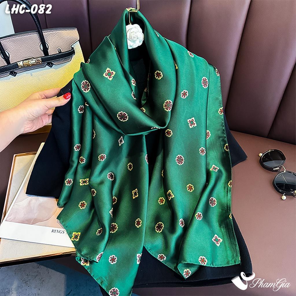 Khăn Choàng Lụa Hàng Châu Màu Xanh Cẩm Thạch Họa Tiết Hoa Nhí Cổ Điển (LHC082)