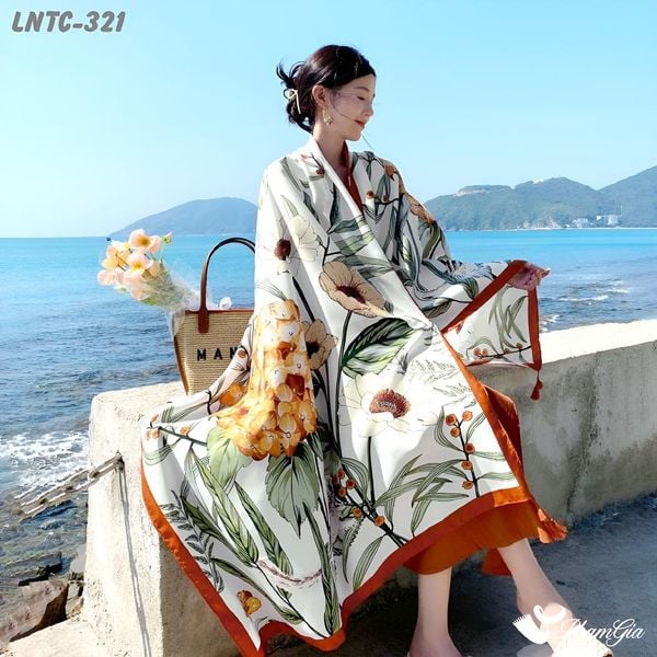 Khăn Choàng Linen Boho Họa Tiết Hoa Cẩm Tú Cầu Màu Trắng Kem Phối Cam Thanh Lịch (LNTC321)