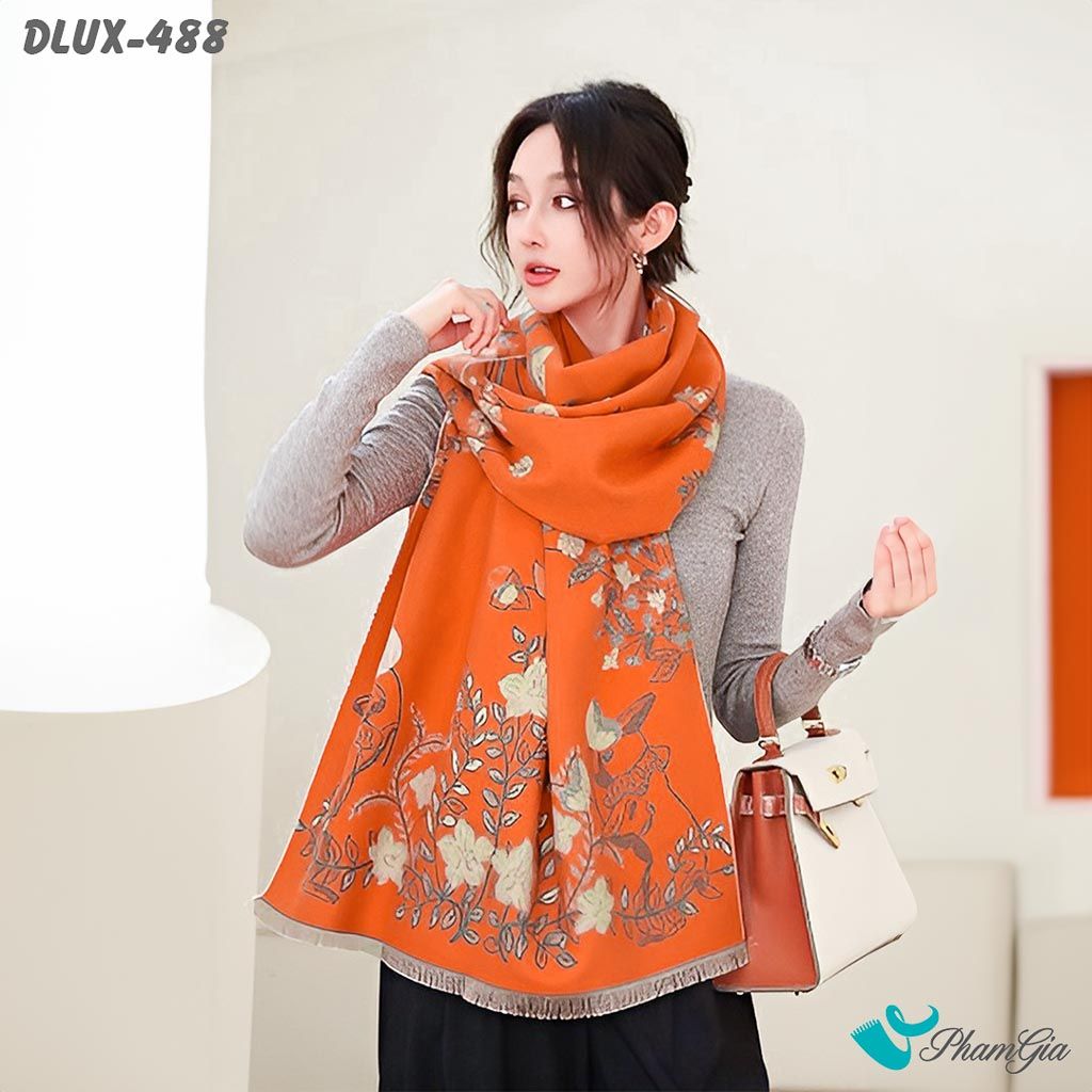 Người Mẫu Choàng Khăn Choàng Dạ Cashmere Cao Cấp Họa Tiết Hoa Dây Leo Màu Cam Gạch Trẻ Trung