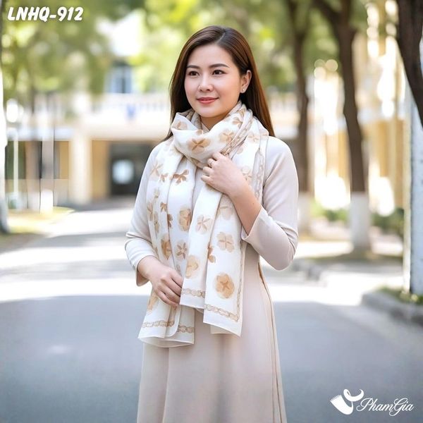 Khăn Choàng Linen Phong Cách Hàn Quốc Hoạ Tiết Hoa Cách Điệu Màu Nâu Thanh Lịch (LNHQ912)