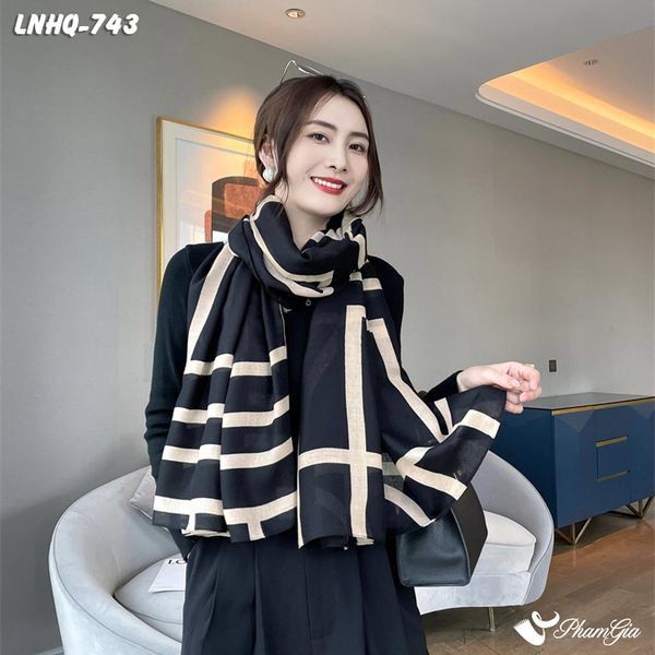 Khăn Choàng Linen Phong Cách Hàn Quốc Họa Tiết Retro Màu Đen Be Hiện Đại (LNHQ743)