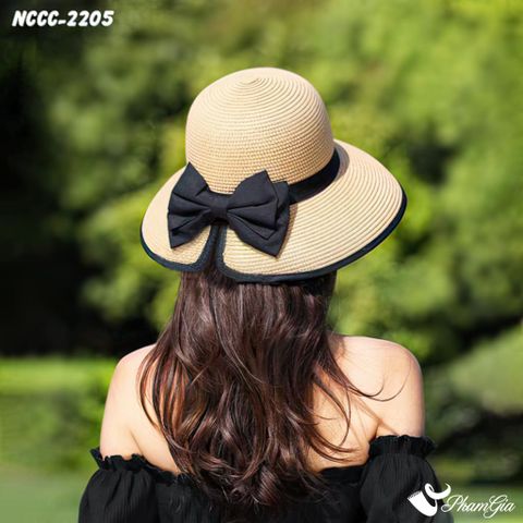 Người Mẫu Đội Nón Cói Vành Xẻ Phối Nơ Cao Cấp Màu Nâu Tây