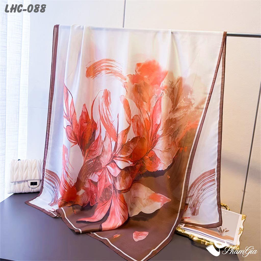 Khăn Choàng Lụa Hàng Châu Họa Tiết Hoa Lá Phong Cách Vẽ Màu Nâu Trang Nhã (LHC088)