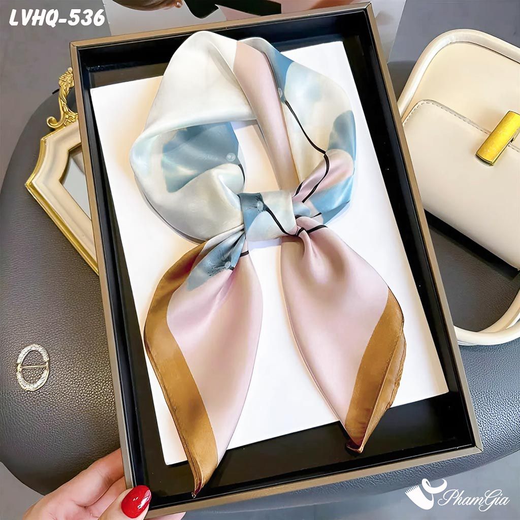 Cận Cảnh Khăn Lụa Vuông 70*70cm Phong Cách Hàn Quốc Họa Tiết Rẻ Quạt Màu Hồng Xanh - Hồng