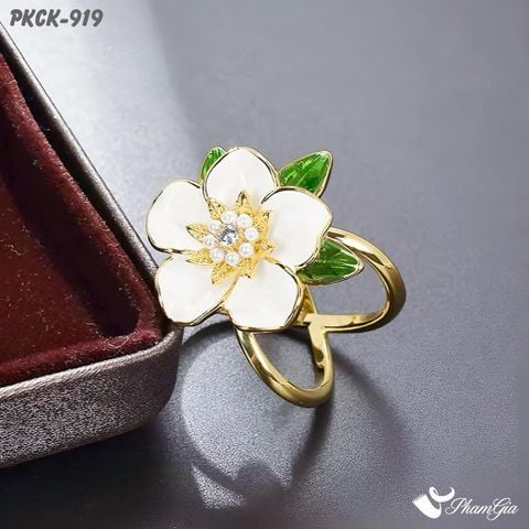 Góc Nghiêng Phụ Kiện Cài Khăn Hoa Trà Tráng Men Thanh Lịch