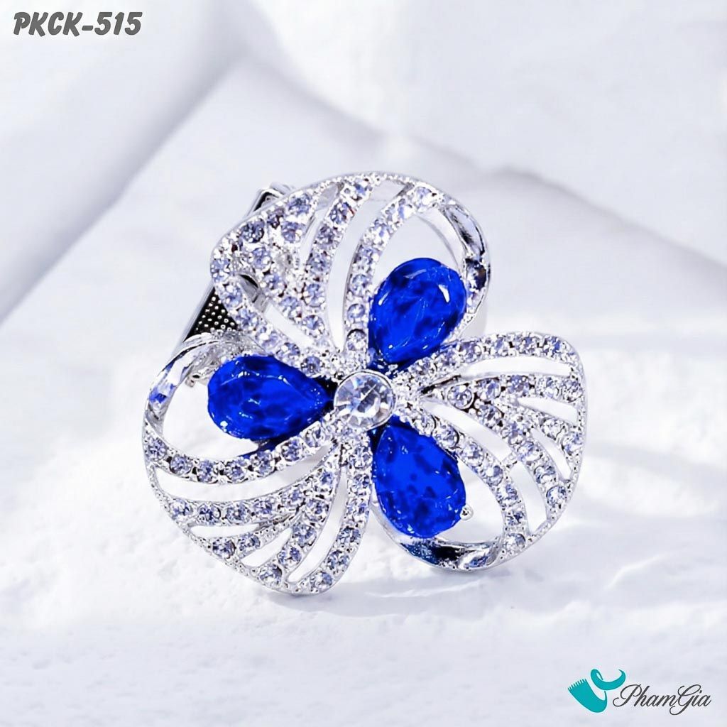 Phụ Kiện Cài Khăn, Cài Áo Đa Năng Họa Tiết Họa Tiết Hoa Ba Cánh Đính Đá Màu Xanh (PKCK515)