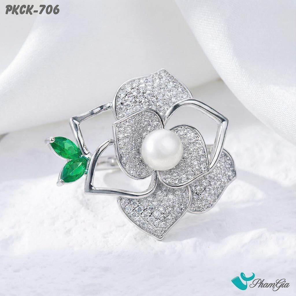 Phụ Kiện Cài Khăn, Cài Áo Đa Năng Họa Tiết Họa Tiết Hoa Trà Đính Đá Màu Bạc (PKCK706)