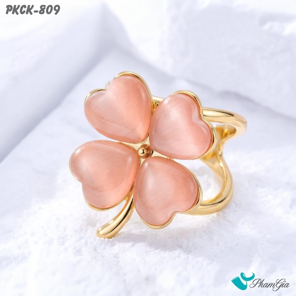 Phụ Kiện Cài Khăn Cỏ Bốn Lá Đính Đá Mắt Mèo Màu Hồng Nhạt (PKCK809)