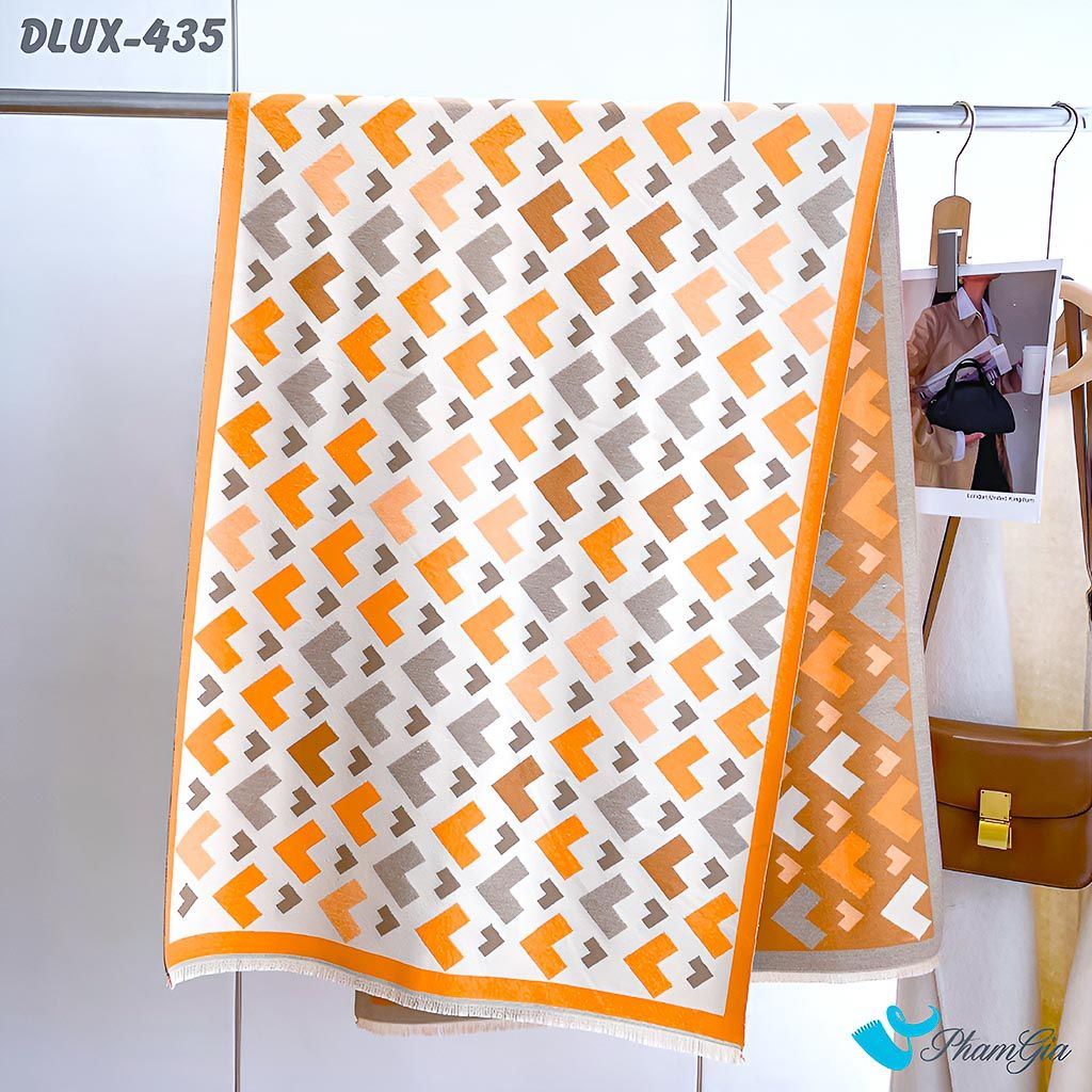 Họa Tiết Khăn Choàng Dạ Cashmere Cao Cấp Họa Tiết Mũi Tên Hình Học Màu Kem Viền Cam Hiện Đại