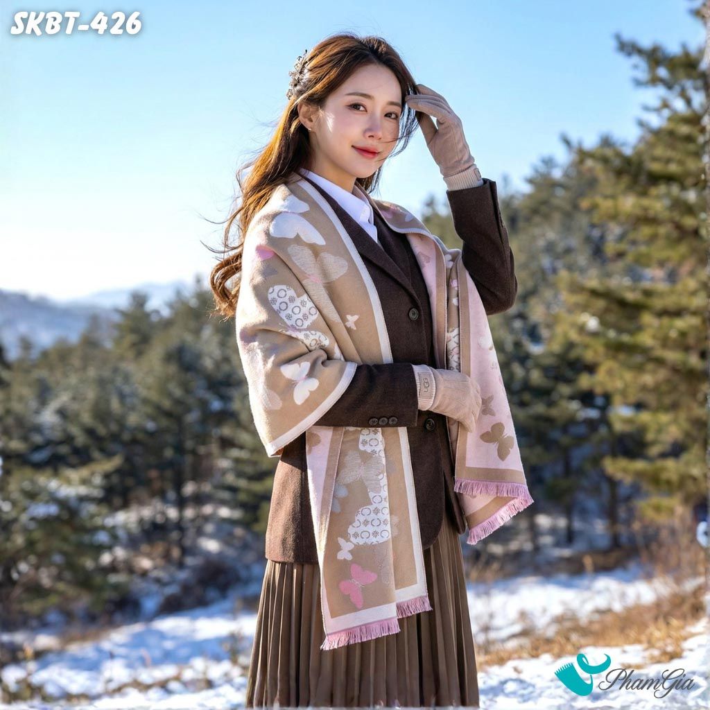Set Giữ Ấm Đặc Biệt Mùa Đông Gồm Khăn Dạ Và Găng Tay Cao Cấp Màu Nâu Nhạt (SKBT426)