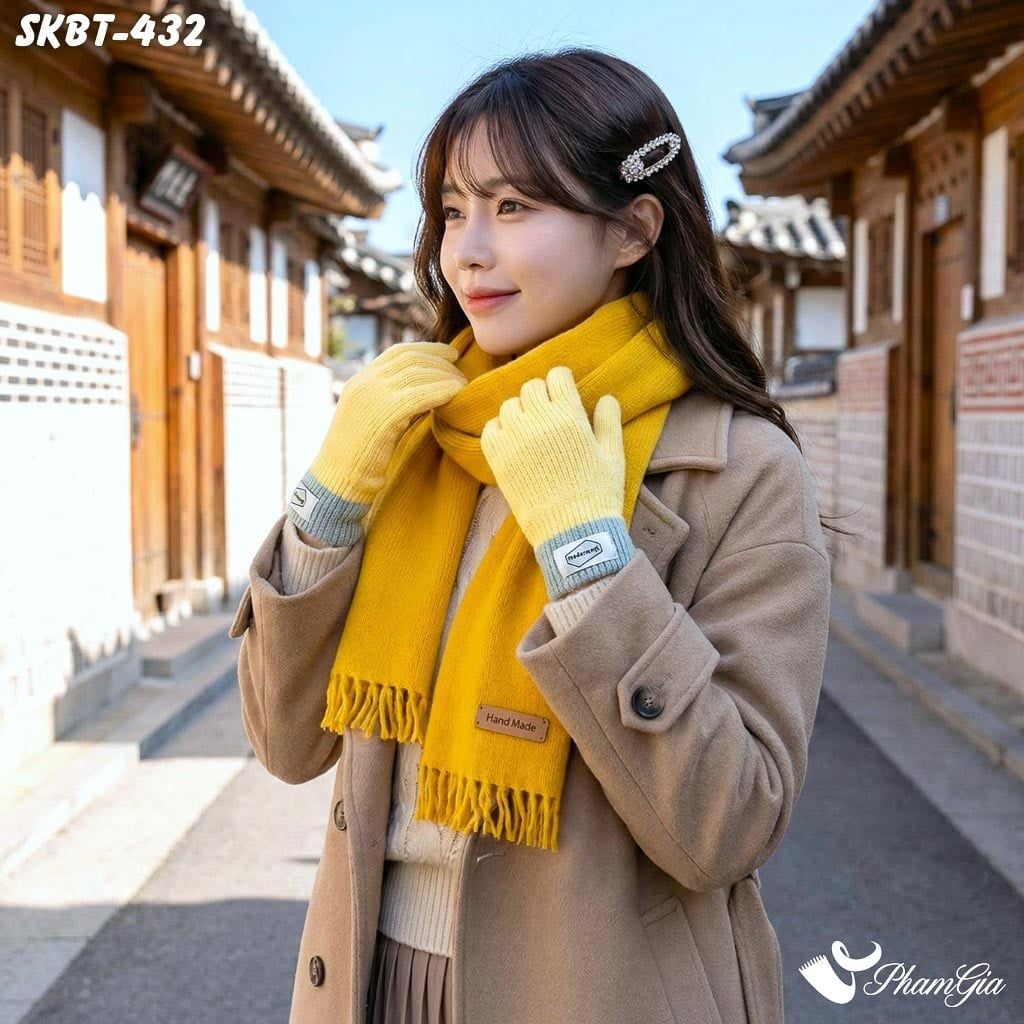 Set Giữ Ấm Đặc Biệt Mùa Đông Gồm Khăn Len Và Găng Tay Cao Cấp Màu Vàng (SKBT432)