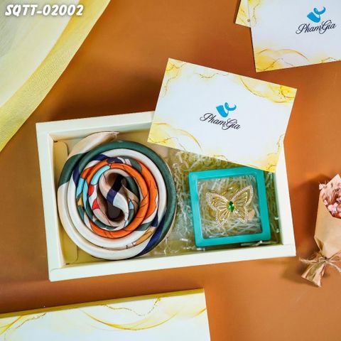 Set Quà Tặng Khăn Lụa Vuông 70*70cm Và Phụ Kiện Cài Khăn Tiết Kiệm (SQTT02002)