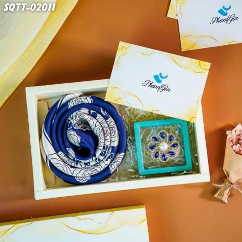 Set Quà Tặng Khăn Lụa Vuông 70*70cm Và Phụ Kiện Cài Khăn Tiết Kiệm (SQTT02011)