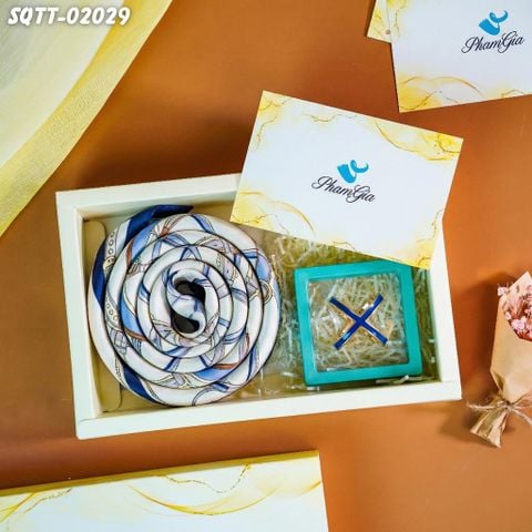 Set Quà Tặng Khăn Lụa Vuông 70*70cm Và Phụ Kiện Cài Khăn Tiết Kiệm (SQTT02029)