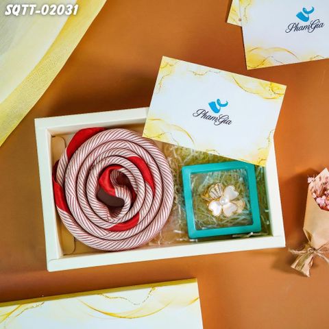 Set Quà Tặng Khăn Lụa Vuông 70*70cm Và Phụ Kiện Cài Khăn Tiết Kiệm (SQTT02031)