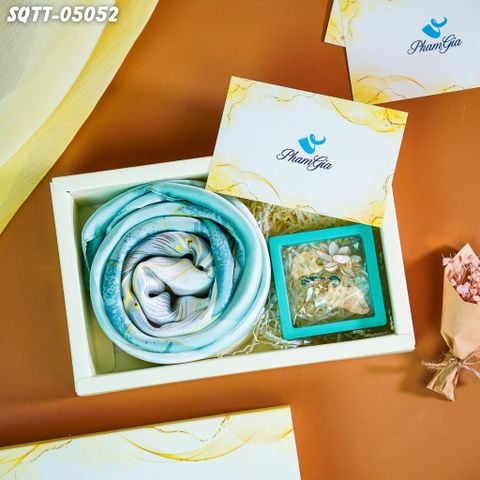 Set Quà Tặng Khăn Choàng Lụa 90*180cm Và Trâm Cài Áo Trang Nhã (SQTT05052)