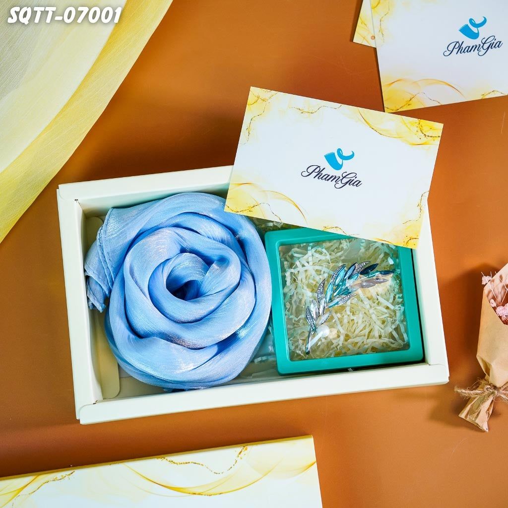 Set Quà Tặng Khăn Choàng Tằm Gân Đơn Sắc Và Trâm Cài Áo Tinh Tế (SQTT07001)