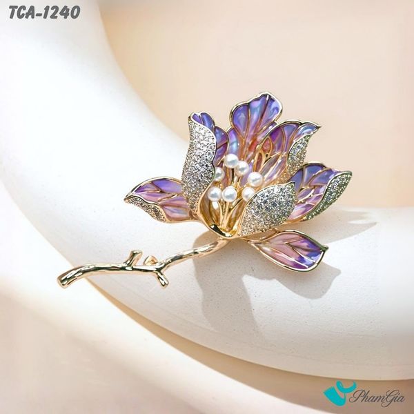 Ghim Cài Áo Hoa Mộc Lan Đính Đá Màu Tím Thạch Anh Thanh Lịch (TCA1240)