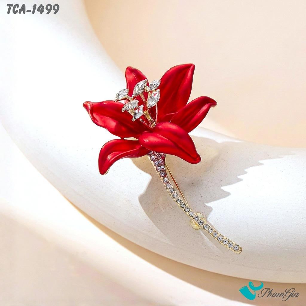 Ghim Cài Áo Hoa Lily Tráng Men Đính Đá Màu Đỏ Thanh Lịch (TCA1499)