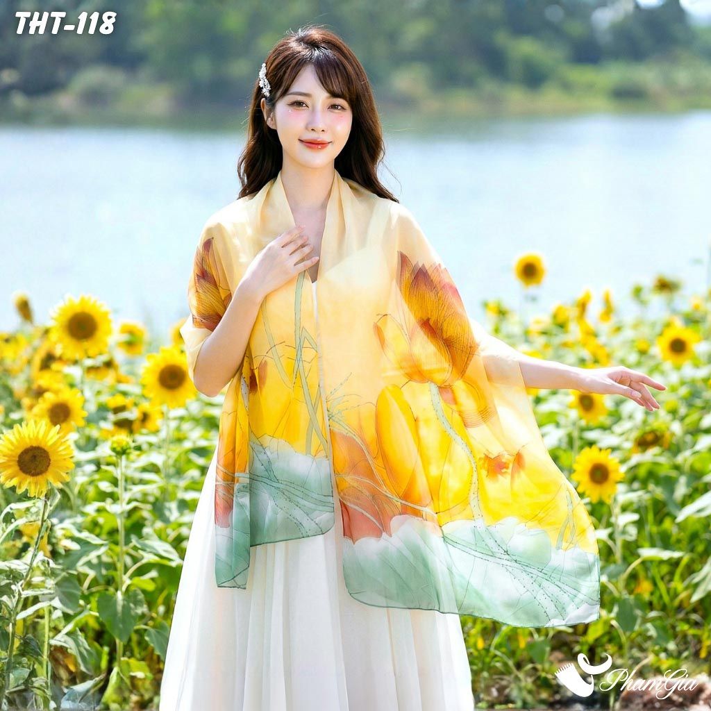 Khăn Choàng Tằm Họa Tiết Hoa Sen Màu Vàng Trang Nhã (THT118)