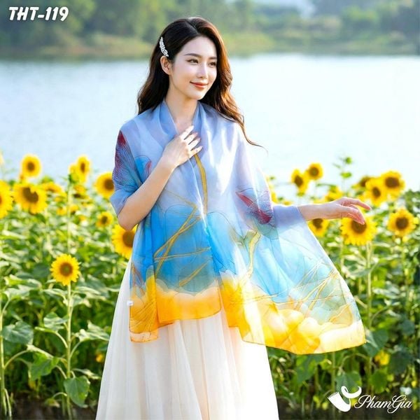 Khăn Choàng Tằm Họa Tiết Hoa Sen Màu Xanh Trang Nhã (THT119)