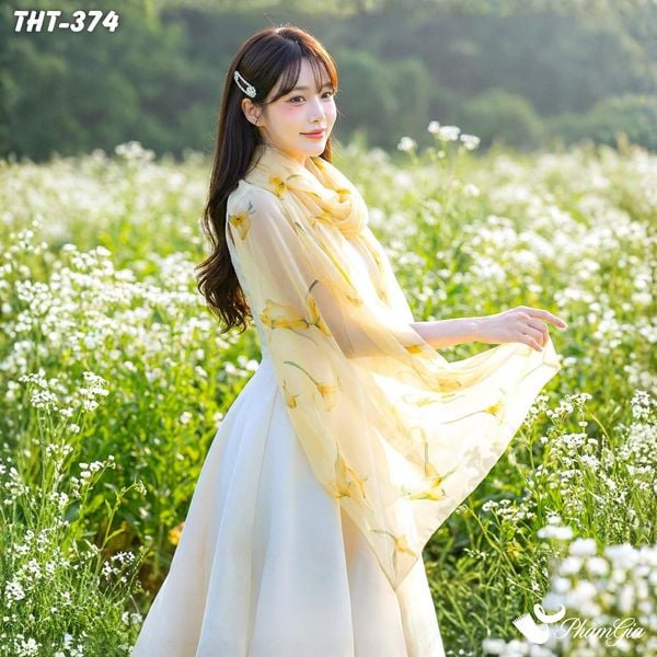 Khăn Choàng Tằm Họa Tiết Hoa Calla Lily Màu Vàng Thanh Lịch (THT374)