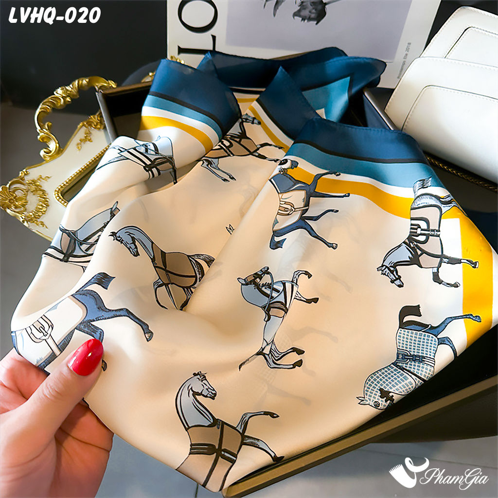 Khăn Lụa Vuông 70*70Cm Phong Cách Hàn Quốc Họa Tiết Ngựa Kỵ Sĩ Viền Xanh (LVHQ020)