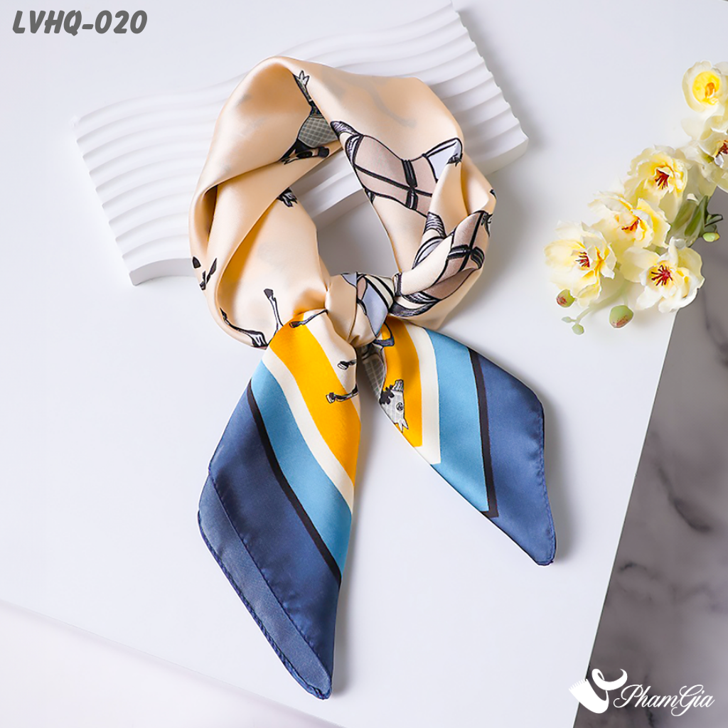 Khăn Lụa Vuông 70*70Cm Phong Cách Hàn Quốc Họa Tiết Ngựa Kỵ Sĩ Viền Xanh (LVHQ020)