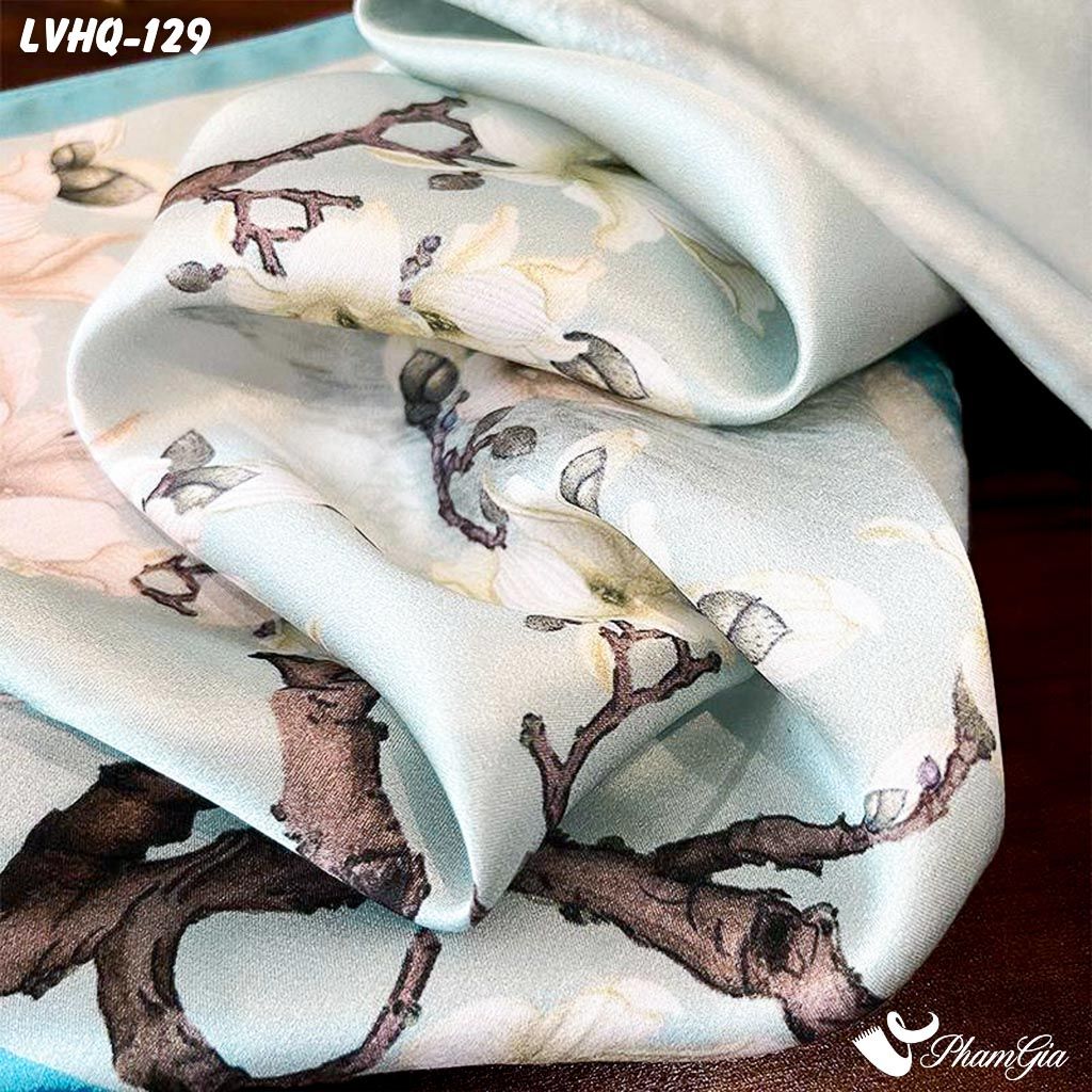 Khăn Lụa Vuông 70*70Cm Phong Cách Hàn Quốc Họa Tiết Hoa Mộc Lan Màu Xanh Ngọc (LVHQ129)