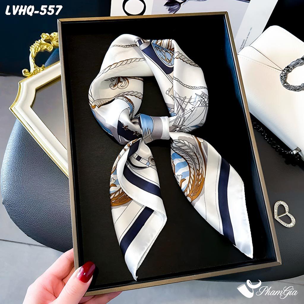 Cận Cảnh Khăn Lụa Vuông 70*70cm Phong Cách Hàn Quốc Họa Tiết Retro Màu Trắng Viền Xanh