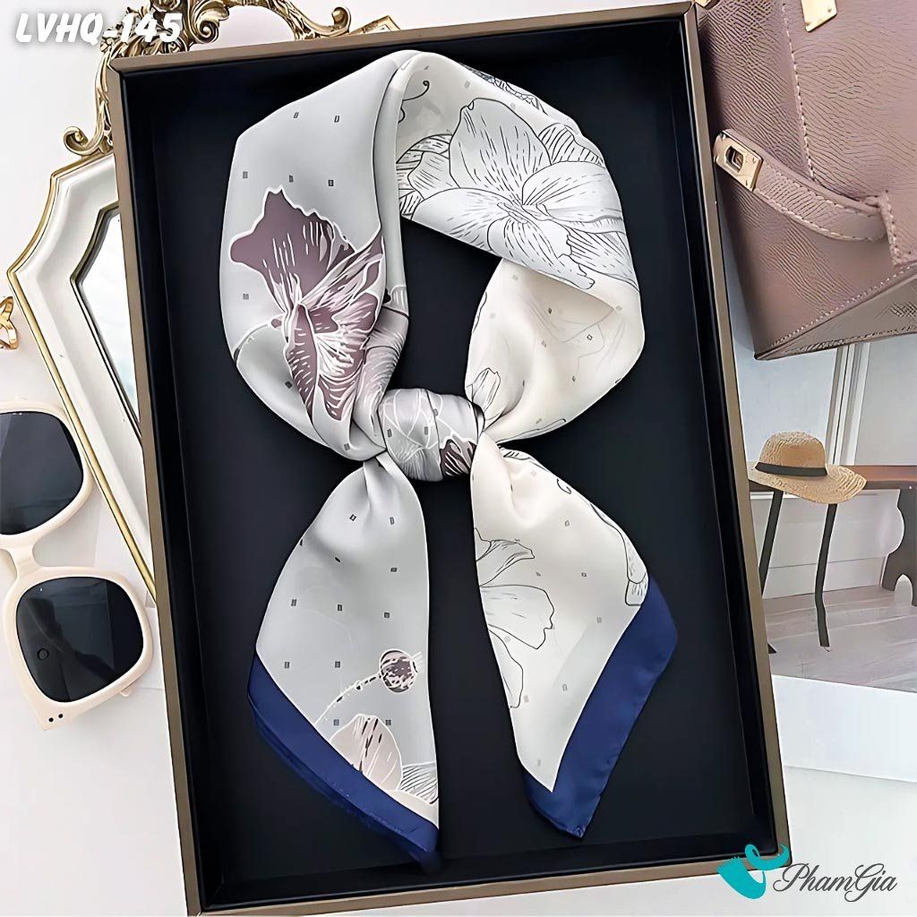 Khăn Lụa Vuông 70*70Cm Phong Cách Hàn Quốc Họa Tiết Hoa Lily Viền Xanh Navy (LVHQ145)