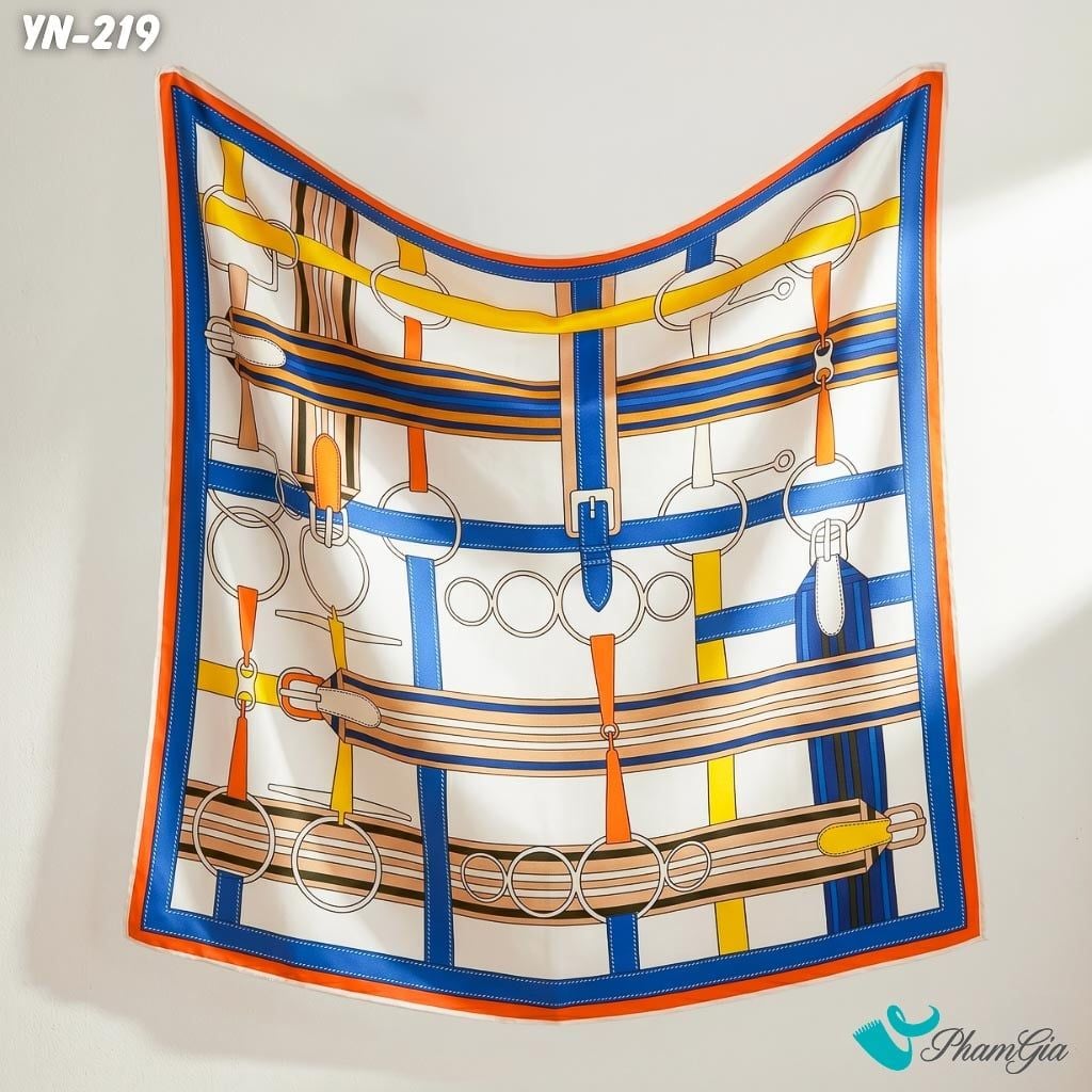 Khăn Linen Vuông Y Nhiên 90*90Cm Hoạ Tiết Dây Cương Màu Xanh Phối Viền Cam Thanh Lịch (YN219)