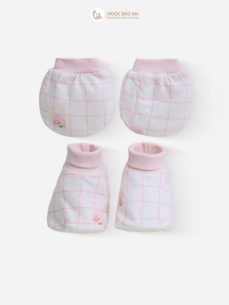 [M&B] Combo Sơ Sinh cotton tone Hồng in hình họa tiết đầy đủ phụ kiện(CBSScotton2025)