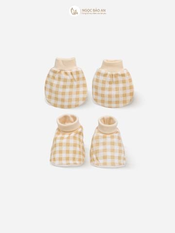 [M&B] Bộ bao tay chân bo cotton sơ sinh họa tiết Caro Vàng