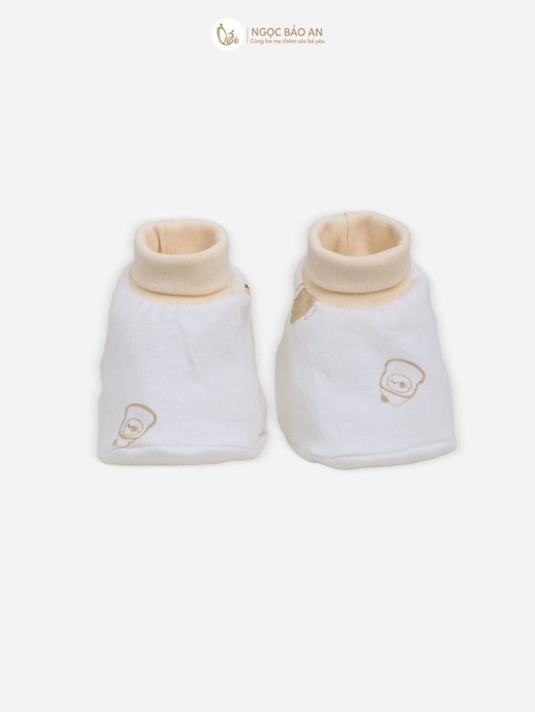 [M&B] Bộ bao tay chân bo cotton sơ sinh họa tiết Gấu Cooking Vàng