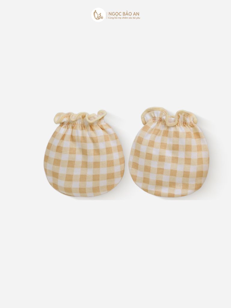 [M&B] Bộ bao tay chân thun cotton sơ sinh họa tiết Caro Vàng