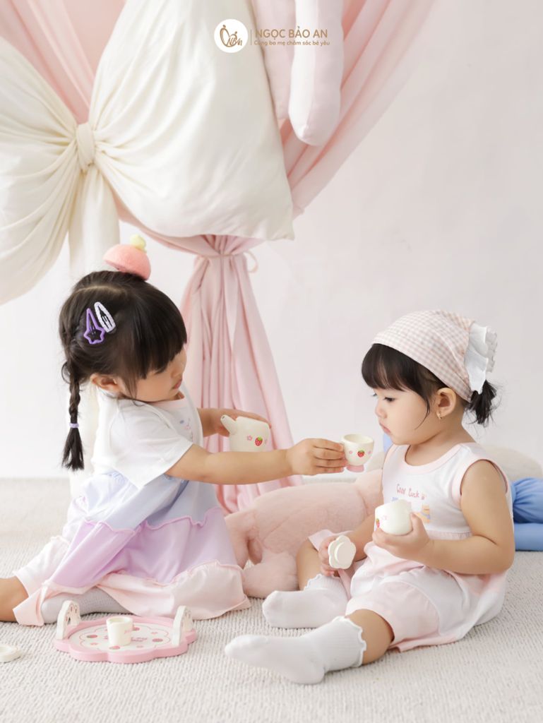 [M&B] Đầm tầng dáng xòe cotton tay ngắn bé gái sweet cat