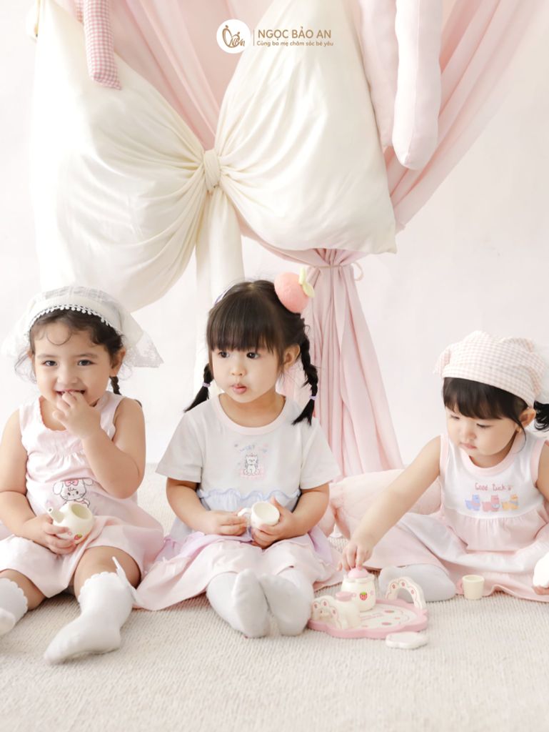 [M&B] Đầm tầng dáng xòe cotton tay ngắn bé gái sweet cat