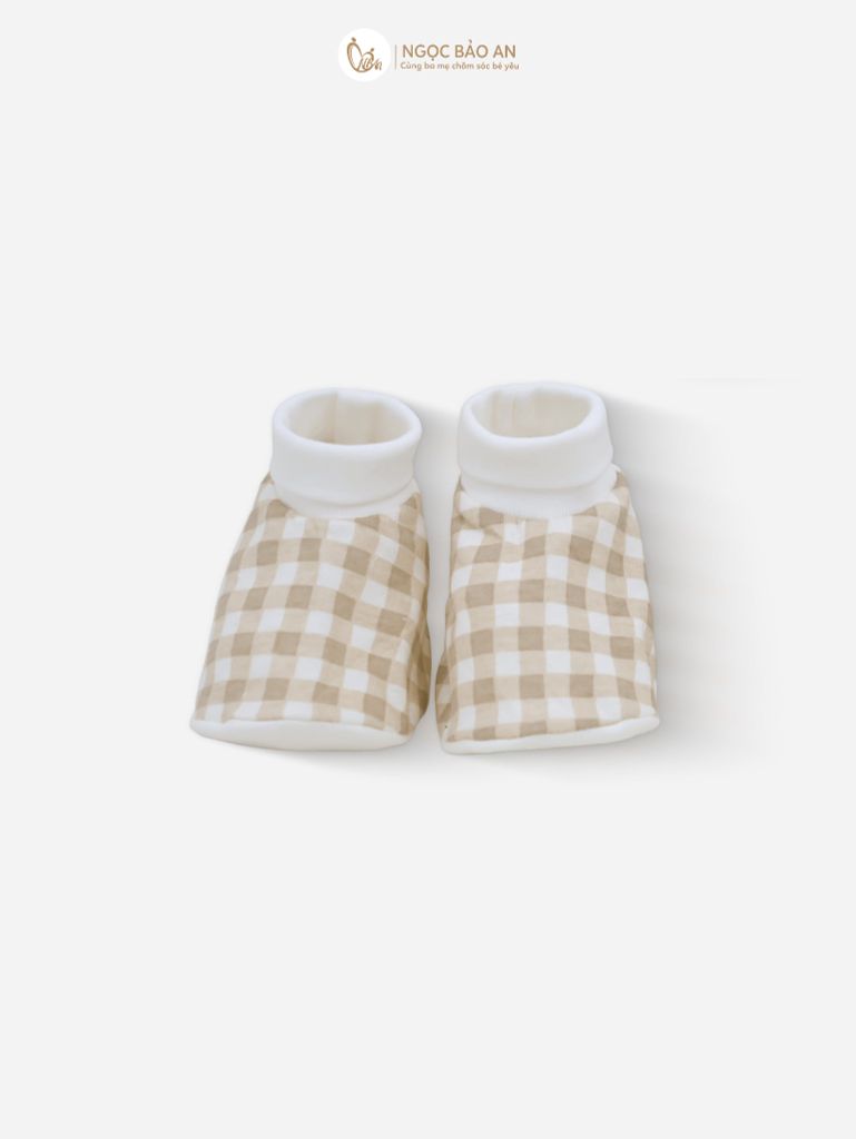 [M&B] Bộ bao tay chân bo cotton sơ sinh họa tiết caro nâu