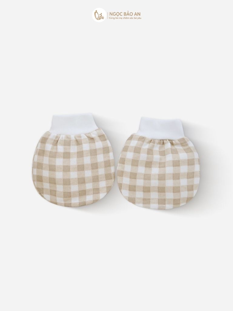[M&B] Bộ bao tay chân bo cotton sơ sinh họa tiết caro nâu