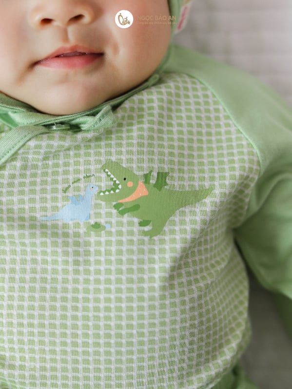 [M&B] Bộ tay dài cài bên caro dino PM (NB-24m)