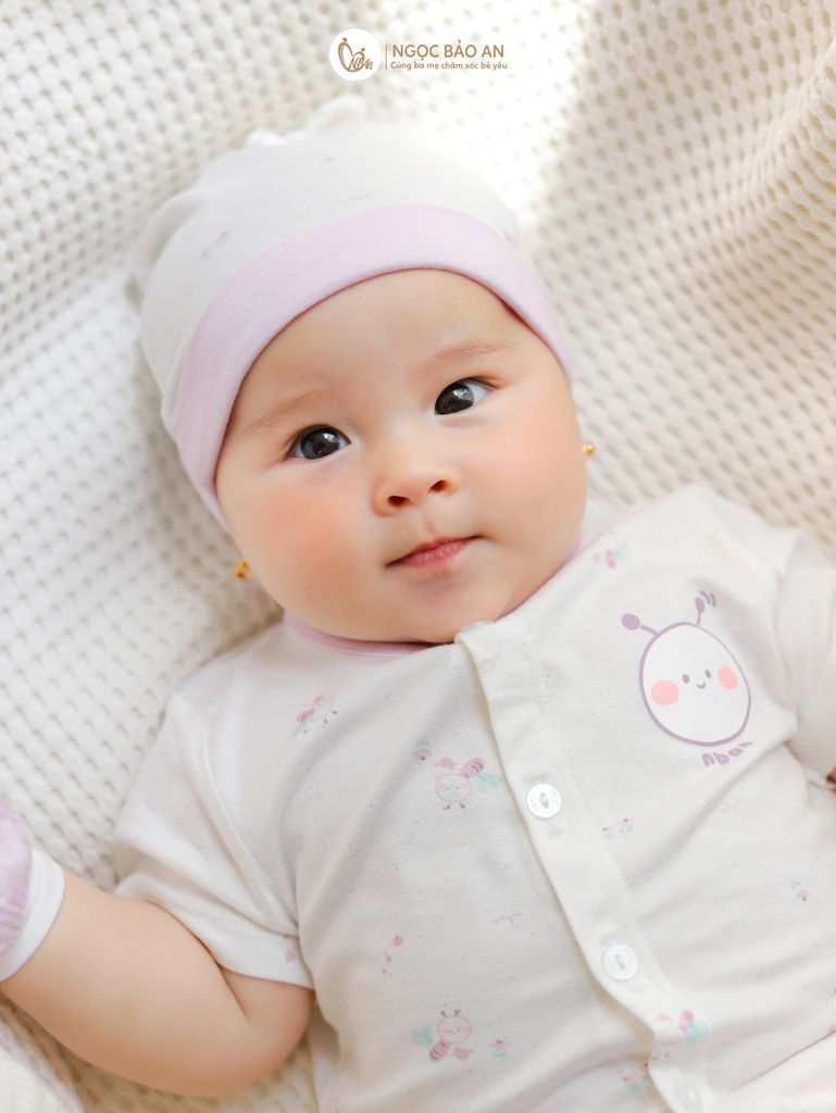 [M&B] Bộ tay ngắn cài giữa ong tím (3-24m)