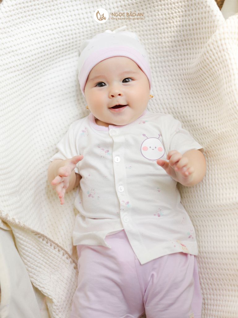 [M&B] Bộ tay ngắn cài giữa ong tím (3-24m)