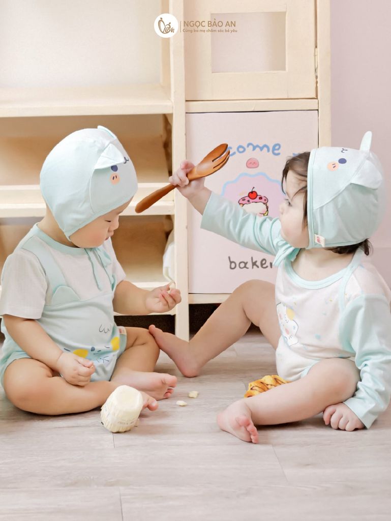 [M&B] Set bodychip tay dài kèm nón cột dây cat mint PM (NB-12m)