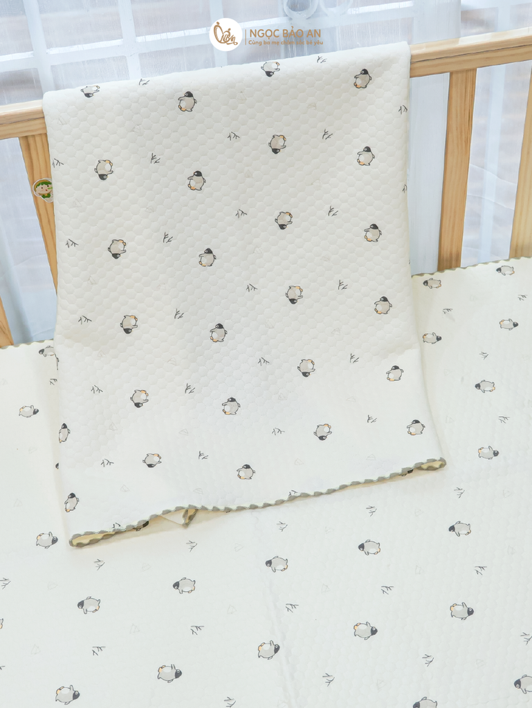 [M&B] Chăn bamboo chần bông M&B in hình họa tiết (87x100cm)