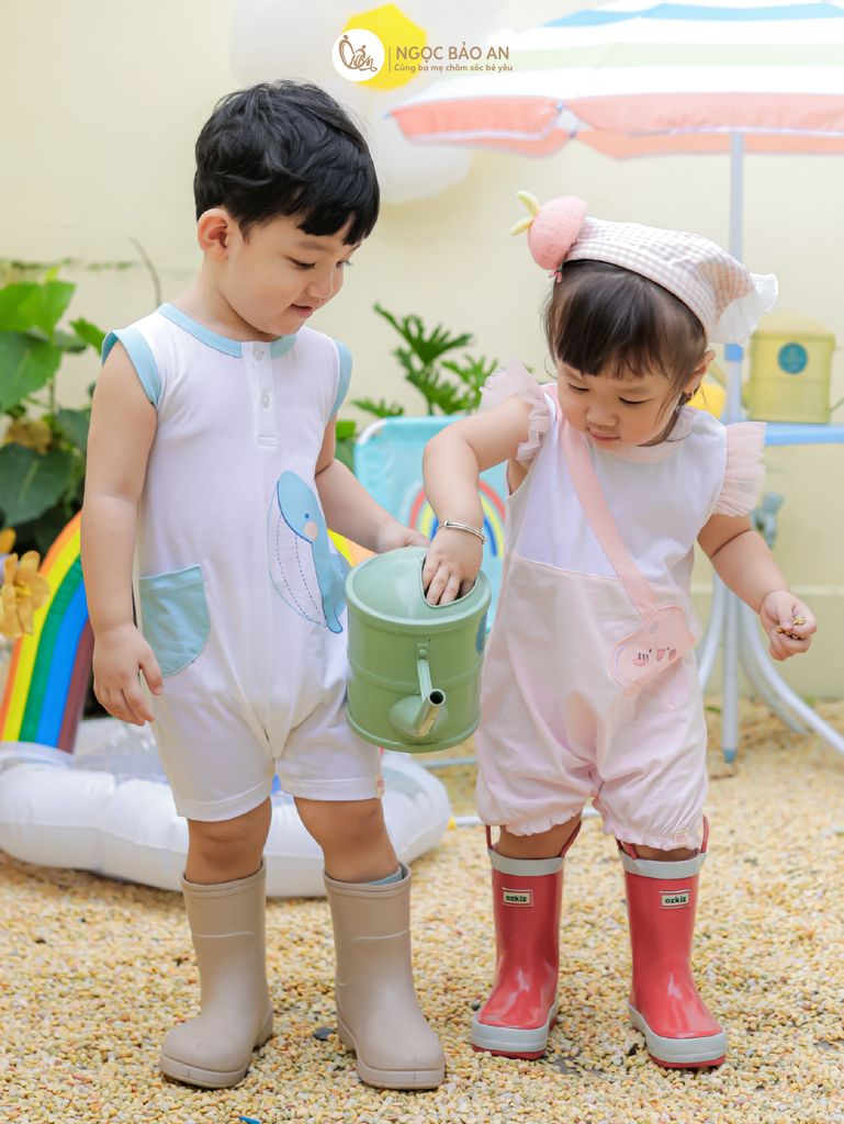 [M&B] Body đùi cotton bé trai tay cộc cá voi xanh
