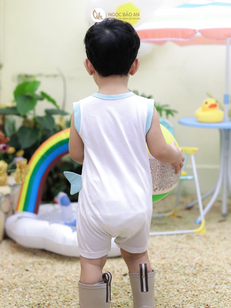 [M&B] Body đùi cotton bé trai tay cộc cá voi xanh