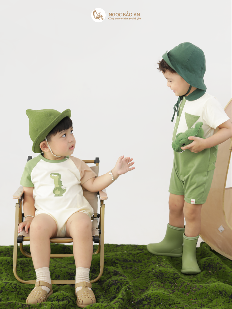 [M&B] BST DINO: Body đùi M&B cotton bé trai (Snuggle Dino)