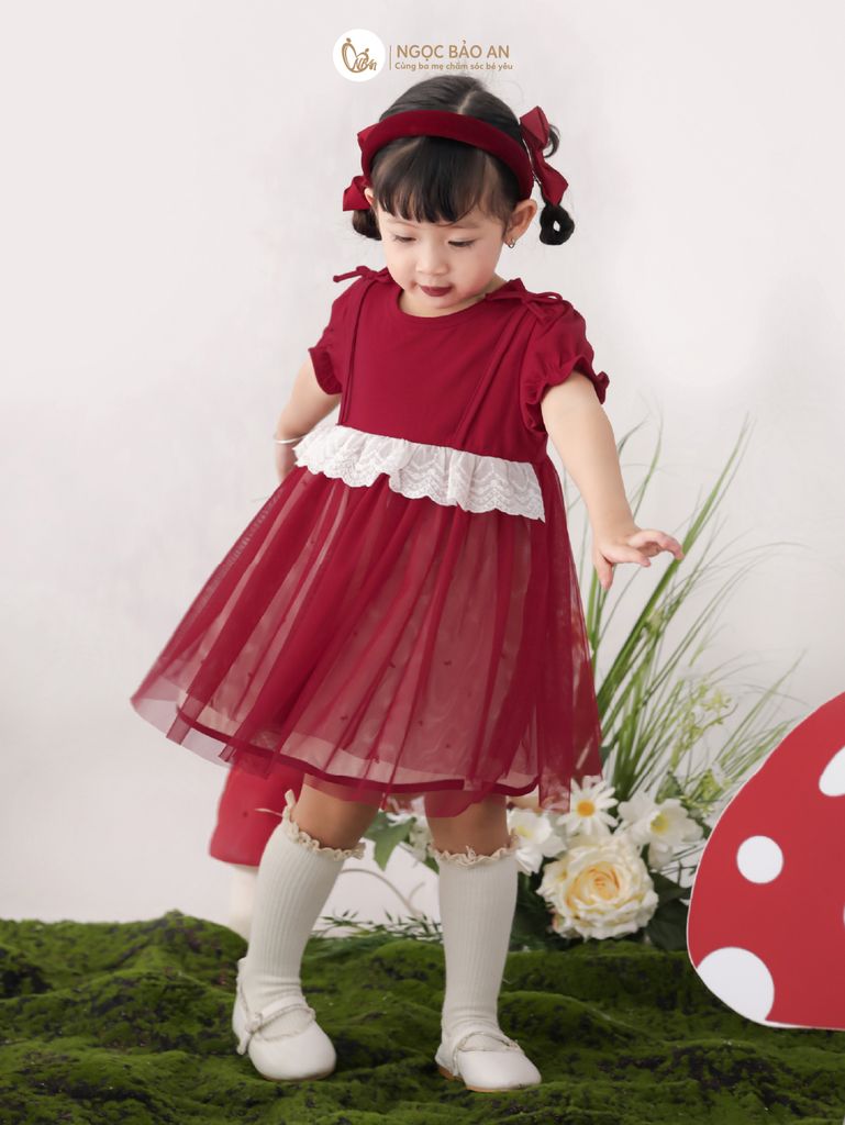 [M&B] BST THỎ MƠ: Đầm xòe công chúa tay ngắn phối ren